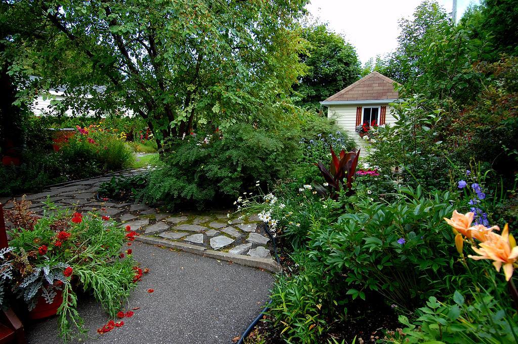ラ・マルベー La Maison Dufour & Bouchard Bed & Breakfast エクステリア 写真