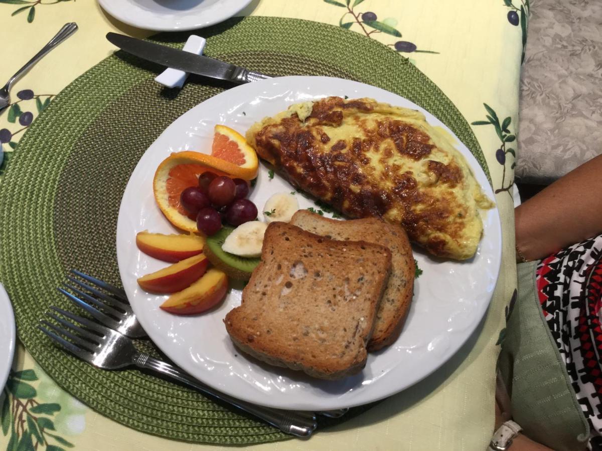 ラ・マルベー La Maison Dufour & Bouchard Bed & Breakfast エクステリア 写真
